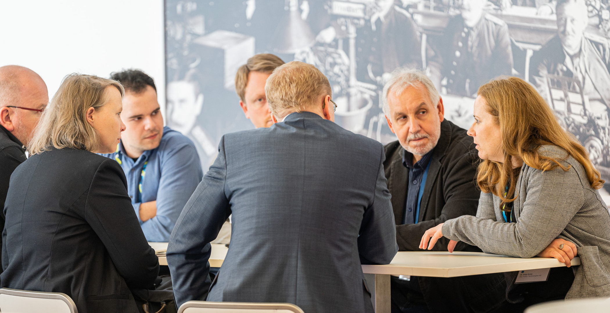 User Group Besprechung, um die Kundenzufriedenheit zu steigern