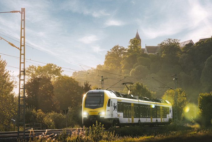 IVU Traffic Technolgies AG - Arverio Deutschland GmbH Ressourcenplanung Personaldisposition Mitarbeiterplanung IVU.rail Optimierung Digitalisierung