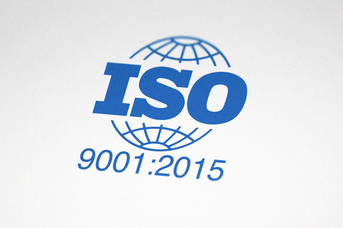 Logo des ISO 9001:2015 Standards für Qualitätsmanagement von Produkten und Prozessen