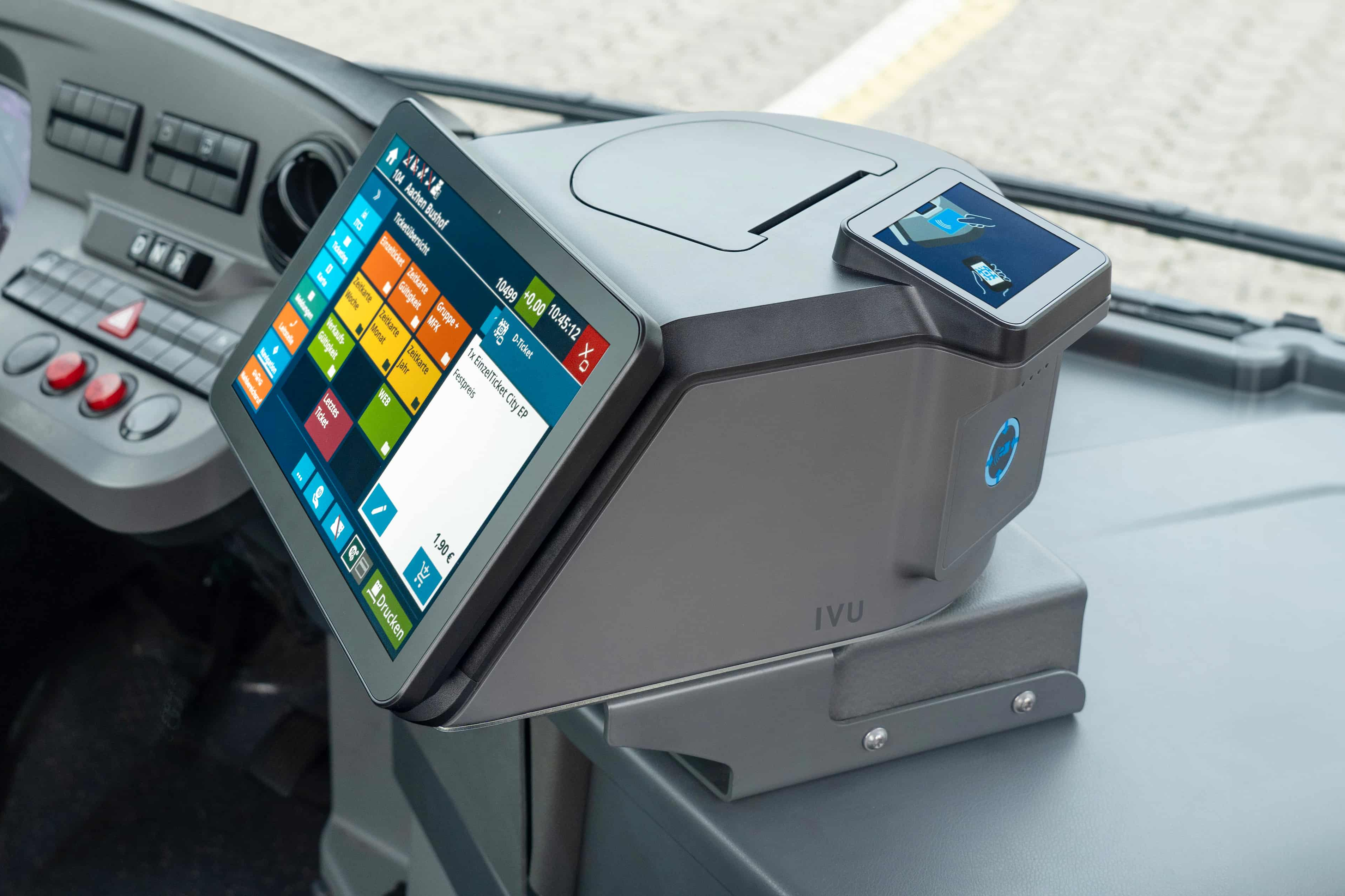 Betriebssteuerung von Bordrechnersoftware – IVU.cockpit