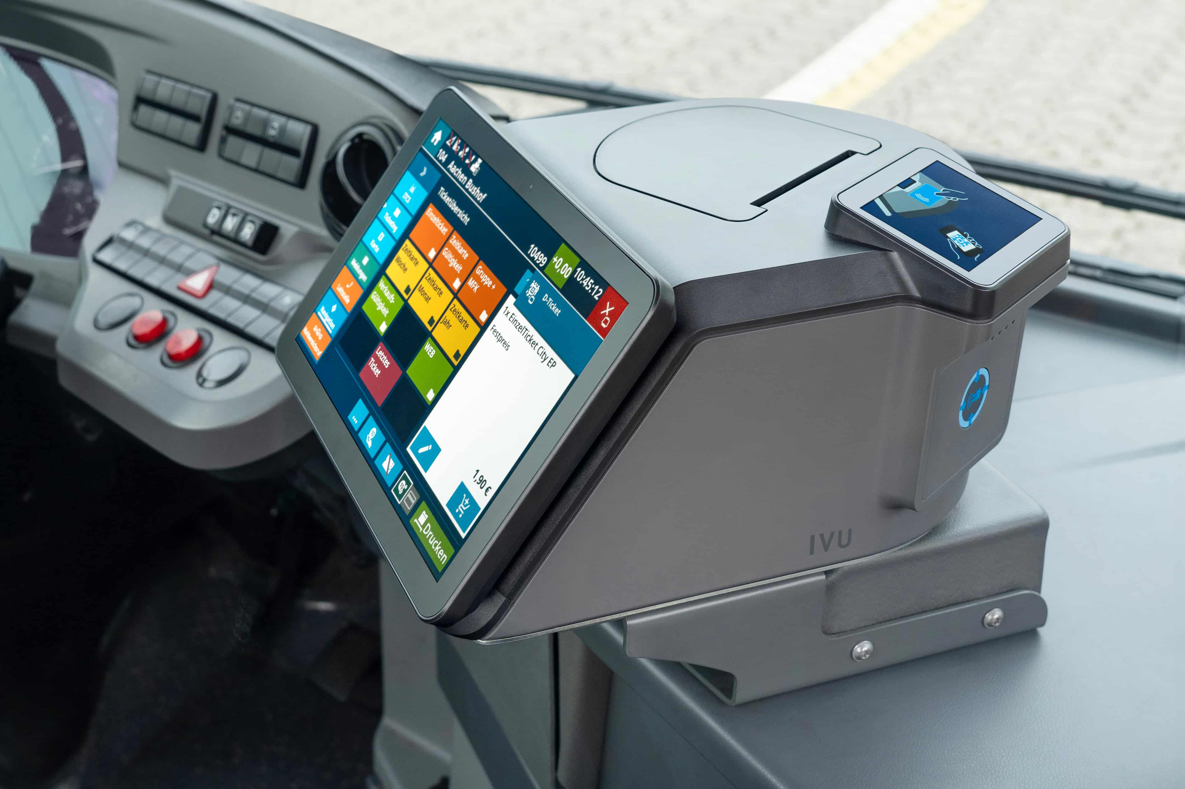 Betriebssteuerung von Bordrechnersoftware – IVU.cockpit