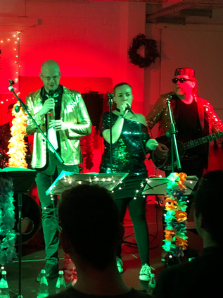 Die Band IVU.groove bei der Probe